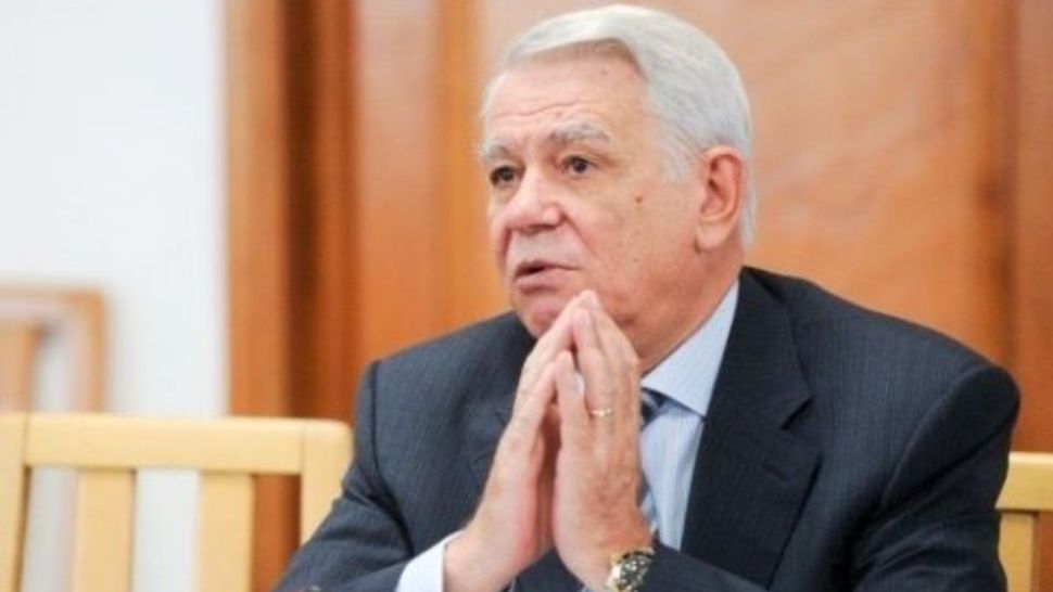 Meleșcanu pleacă de la șefia Senatului! CCR a decis că a fost pus nelegal în funcţie
