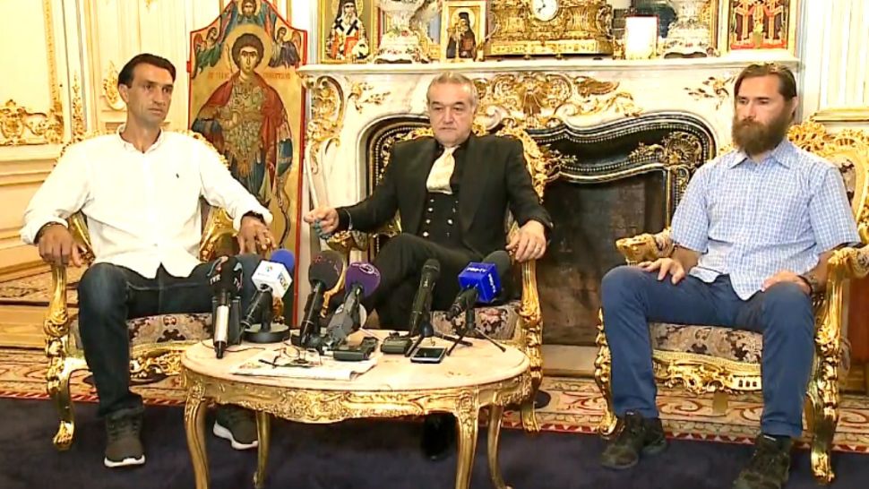 Decizie de ultimă oră la FCSB! Roș-albaștrii nu mai pleacă mâine în cantonament!