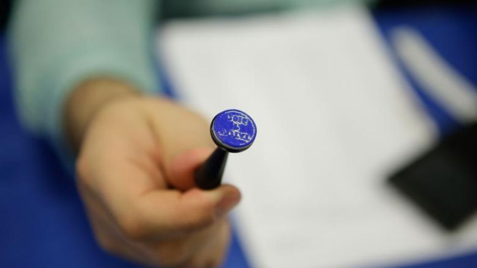 Sondaj IMAS: Guvernarea aduce capital electoral pentru PNL, în timp ce PSD și USR pierd teren 