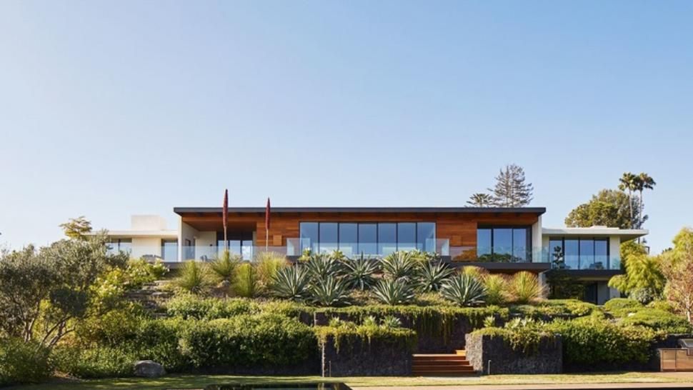 Imagini rare din casa lui Jennifer Aniston din Bel Air. Interiorul e de basm!