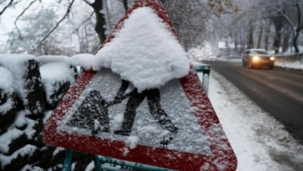Alertă meteo. Cod galben de fenomene extreme: ZĂPEZI VISCOLITE