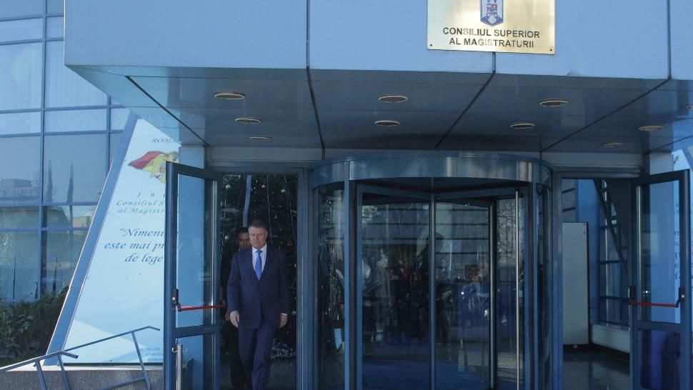 E serioasă treaba! CSM îl bagă în ședință pe Iohannis