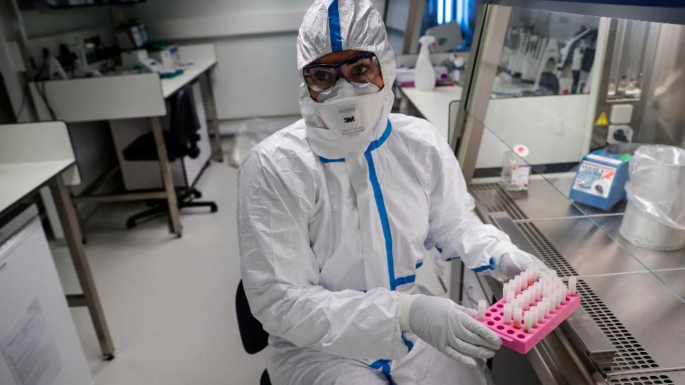 REUȘITĂ. Francezii au reușit să izoleze tulpini de coronavirus!