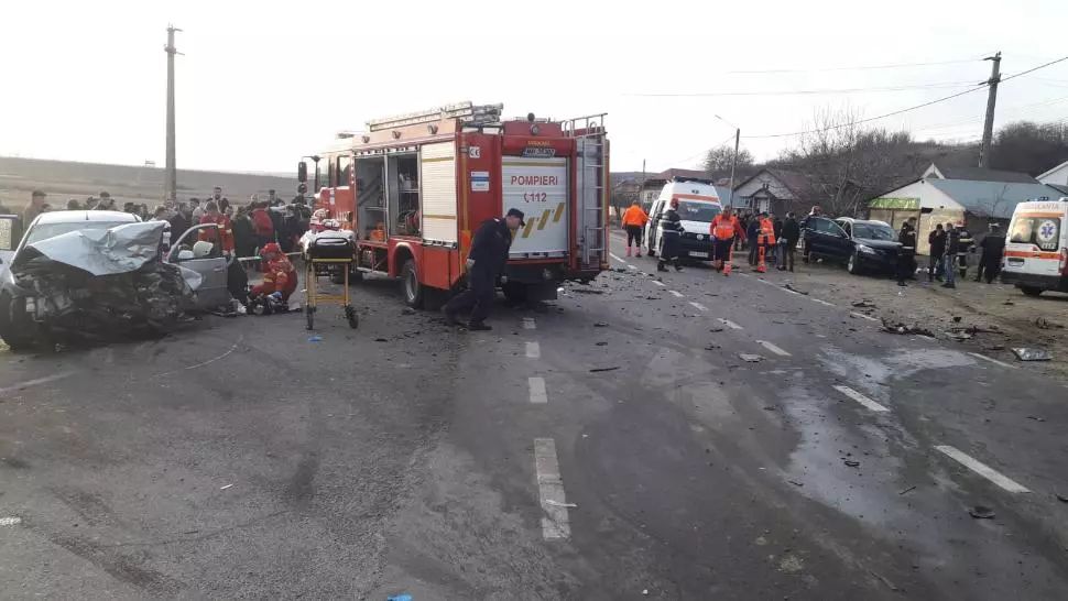 Plan roșu de intervenție în Vaslui. Accident rutier cu doi morți și șase răniți