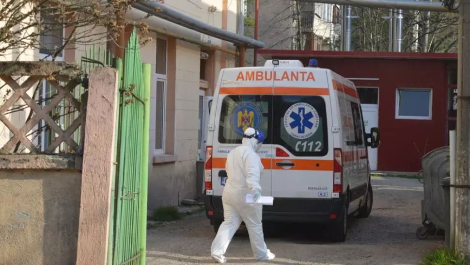 VIDEO O asistentă strigă în gura mare: ”Nu avem echipament, doamnă”!