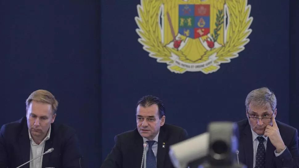 Este oficial! Se ÎNCHID școlile din cauza coronavirusului