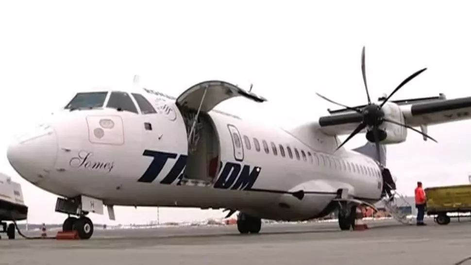 avion tarom