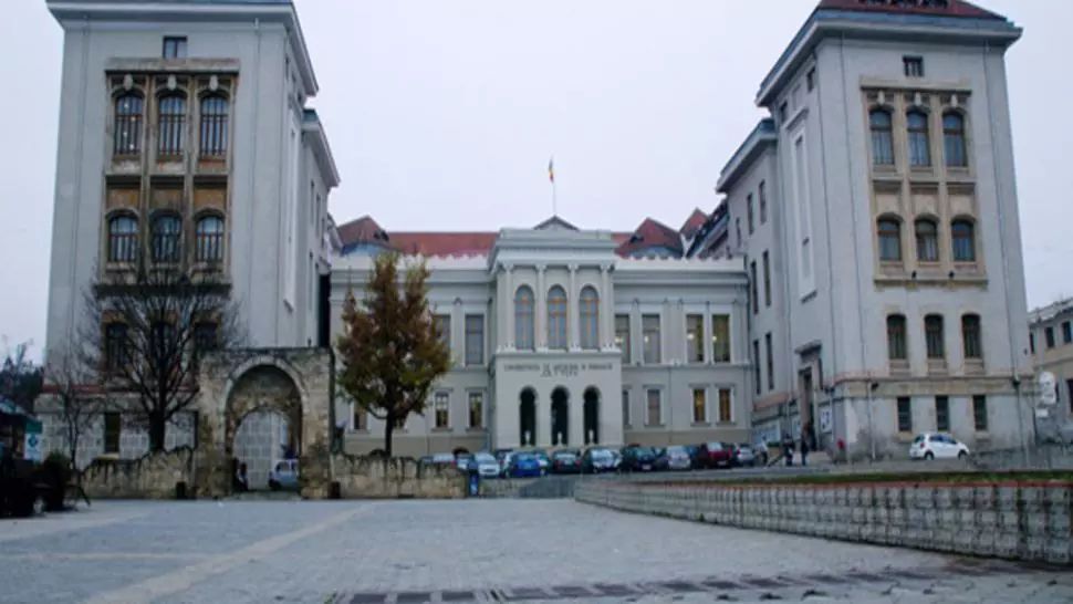 Cursuri online la UMF Iași, din cauza coronavirusului