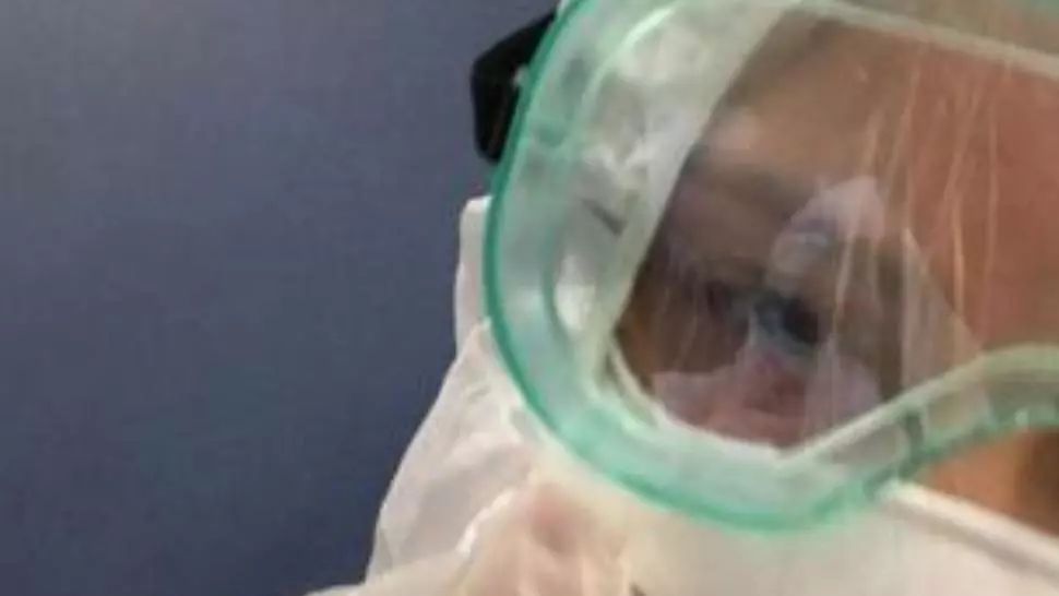 Și fiica primarului din Deva are coronavirus. Selfie din ambulanță