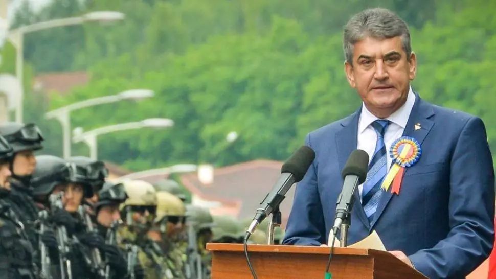 Gabriel Oprea, la Realitatea PLUS: Românii trebuie să aibă încredere în Armată 