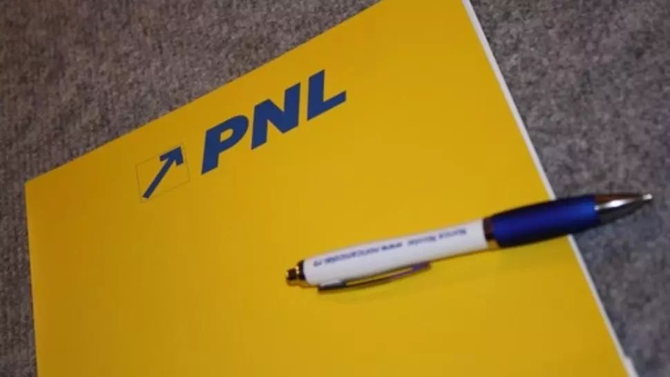 Doi consilieri locali, dați afară din PNL după ce au votat bugetul propus de primarul Sectorului 1