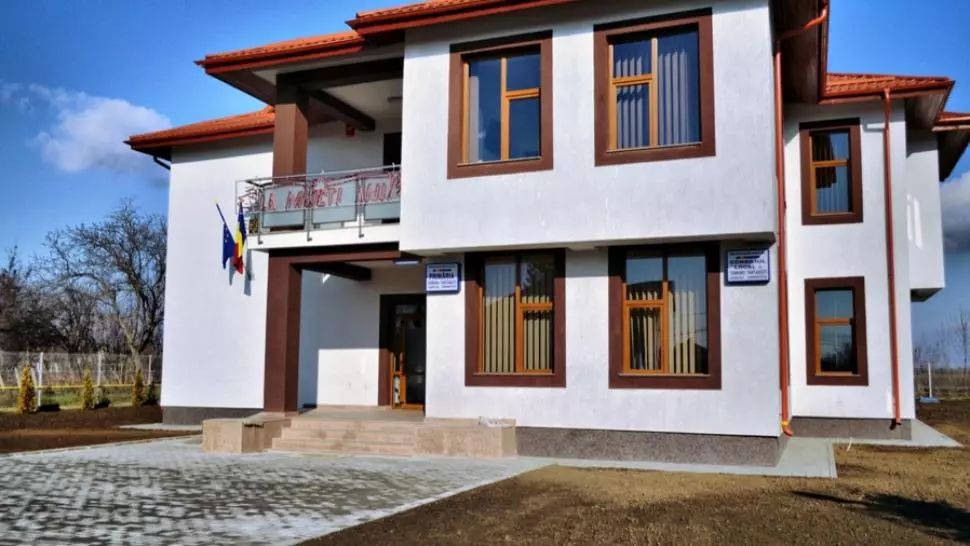 Încă o comună din Dâmbovița intră în alertă de coronavirus. Trei cazuri, din familii diferite, confirmate pozitiv