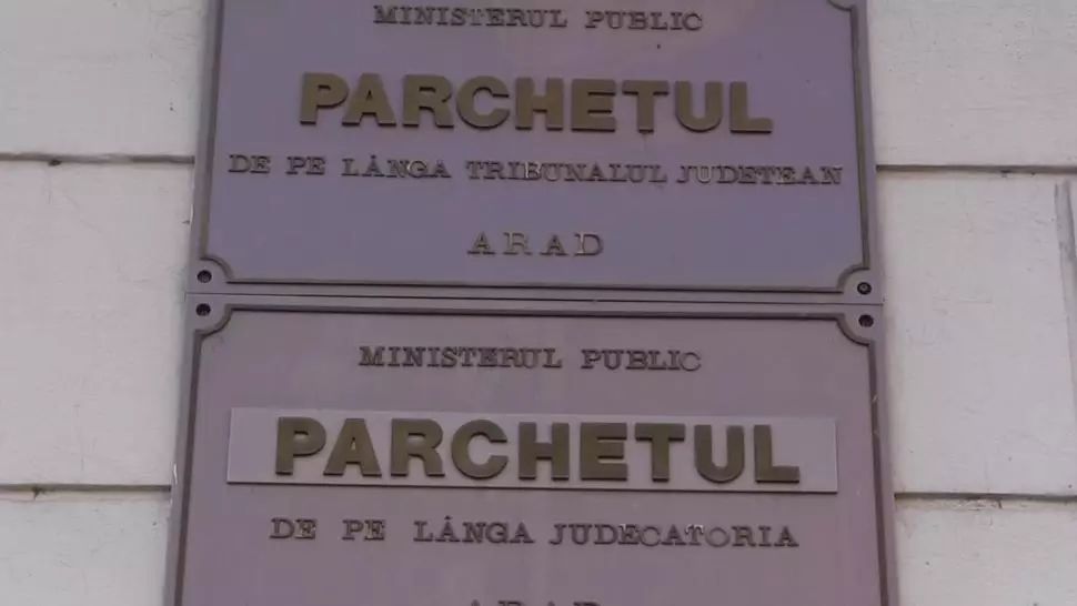 Arad: Dosar penal pentru infectările cu noul coronavirus de la un cămin de bătrâni. Ce vor să afle procurorii