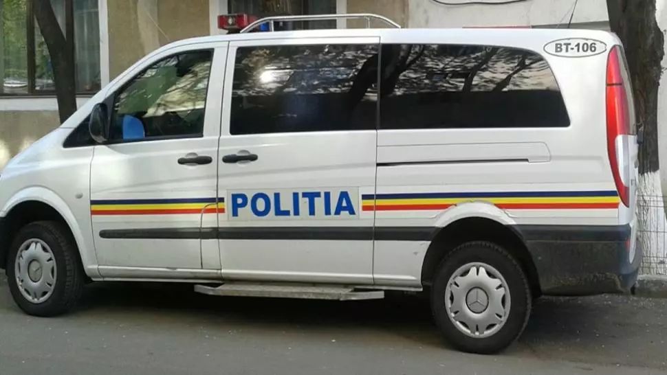 Doi bătrâni din Olt, găsiţi morţi în casă