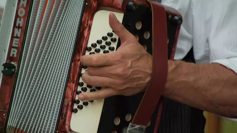 Petrecere cu primarul