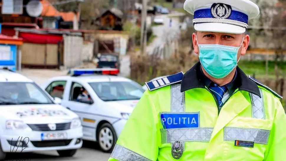 Sindicatul Europol cere testarea poliţiştilor din stradă, după ce un lucrător de la IPJ Gorj a murit. Numărul celor infectaţi a depăşit 5000