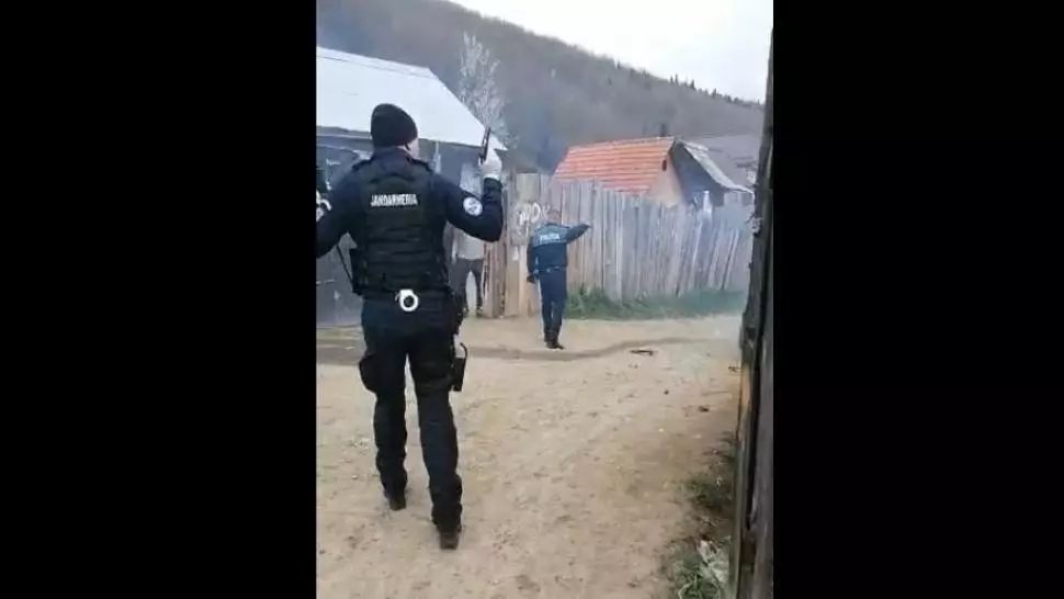 Scene de violență extremă, în seara de Paște, în Săcele: bărbat lovit în plin cu mașina. Poliția a intervenit cu focuri de armă