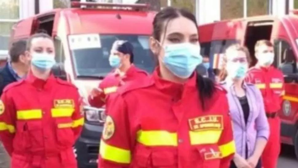 Medicul ieșean Georgiana Matei, alături de colegii cu care a fost în misiunea din Republica Moldova