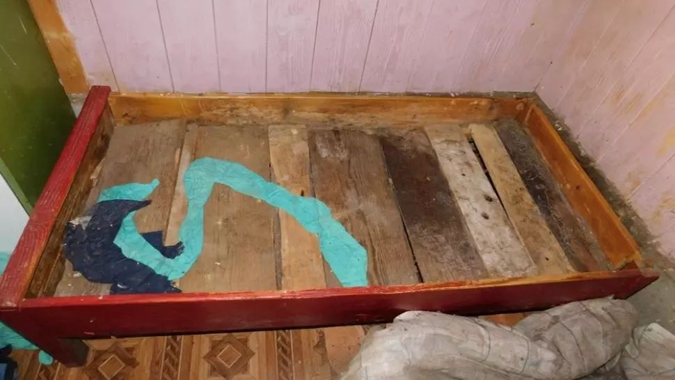 Caz tulburător, în jud. Bistrița-Năsăud: Femeie cu handicap grav, sechestrată de o familie / Foto: Politia romana