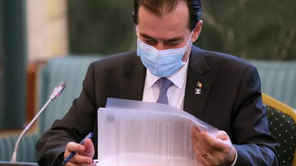 MĂȘTI gratuite. Ludovic Orban: „150 de milioane, aşa cum ne-am înţeles, la un preţ de 2 lei pe mască”