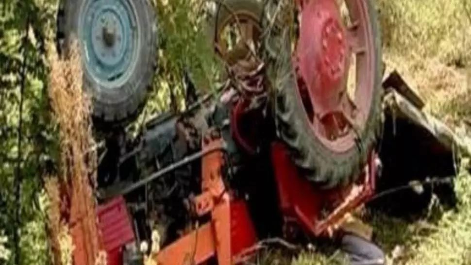 accident tractor