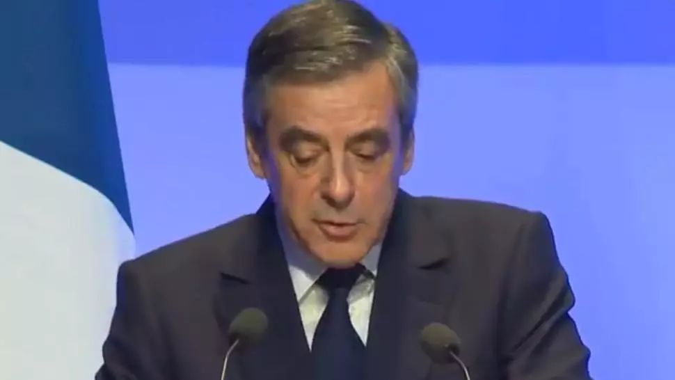 Fostul premier francez François Fillon, condamnat la cinci ani de închisoare, dintre care doi cu executare