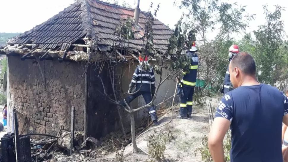 Tragedie, în jud. Constanța: un copil a murit într-un incendiu 