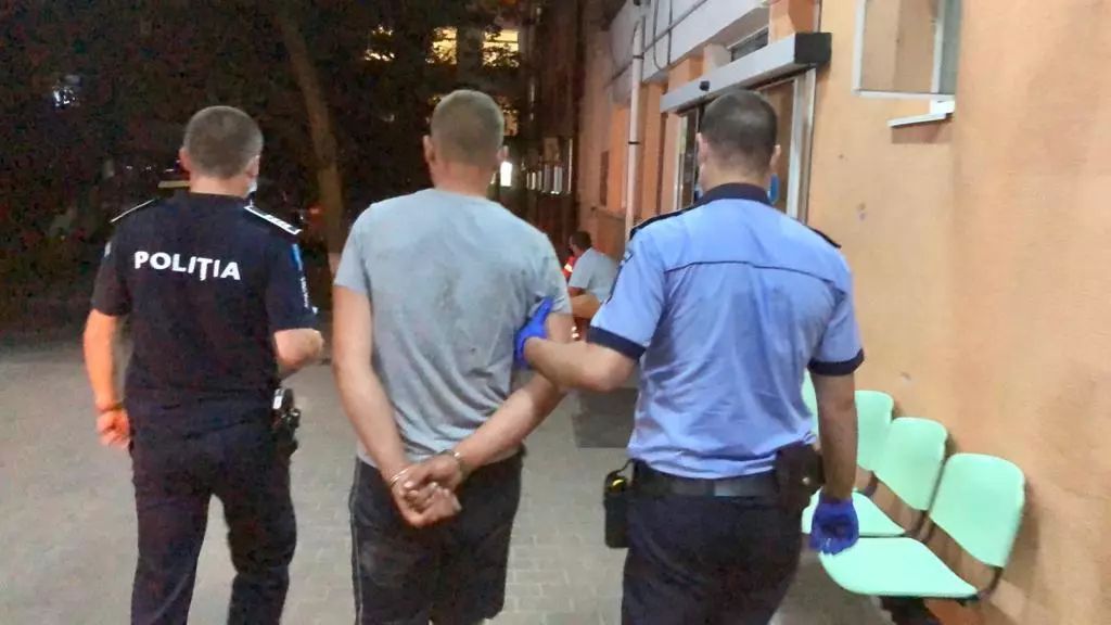 Cazul halucinant al polițistului din Botoșani târât de un șofer beat și fără permis Foto: Monitorul de Botoșani