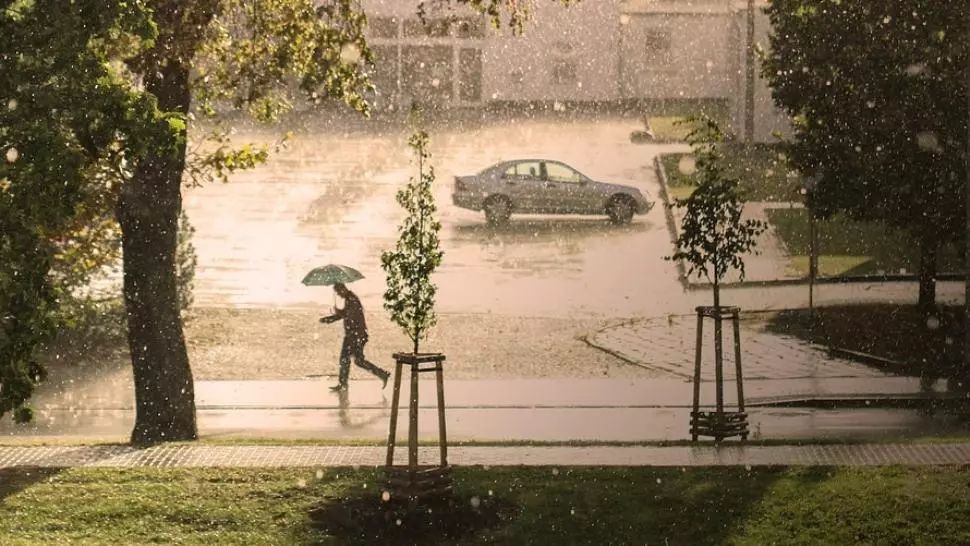 Meteorologii au emis un nou cod portocaliu de vreme severă