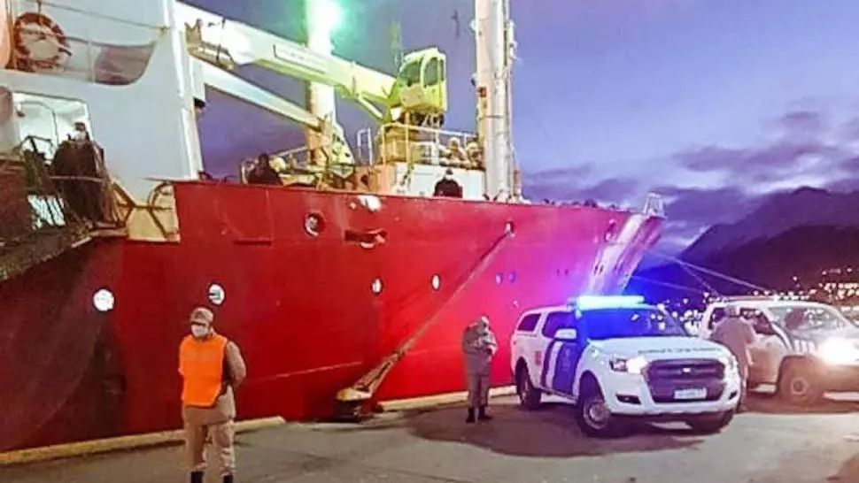 Enigmă în Argentina: Marinari infectați cu COVID-19 după ce au stat o lună pe mare Foto: Patagonia24.com