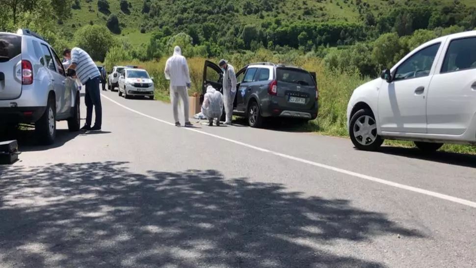 Copilul din Cluj dispărut de câteva zile, găsit mort în mașina tatălui. Bărbatul n-a fost găsit 