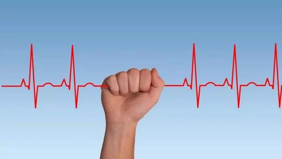 Mădălina Dobrovolschi: Cu boala mergem la medic sau la "tăriceni"?