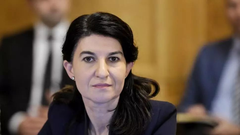 Violeta Alexandru, ministrul Muncii