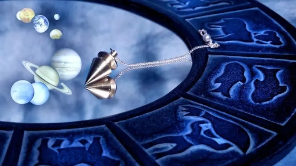Horoscop luni, 3 august. O zodie este pusă la grea încercare. Toate îi merg pe dos 
