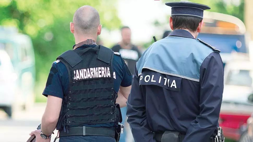 Patrule mixte de polițiști și jandarmmi pe străzile Bucureștiului