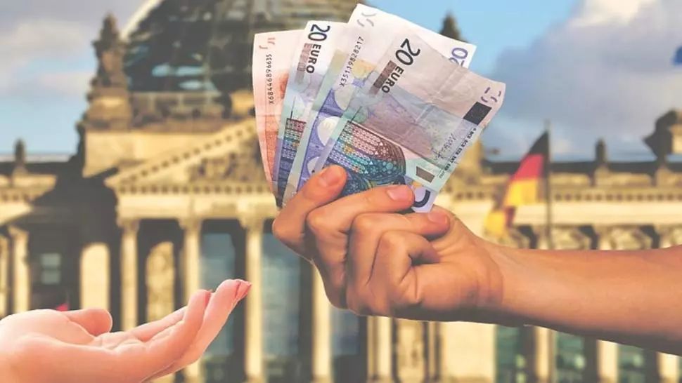 Cel mai mare salariu minim din lume, votat într-o țară europeană - 21 de Euro pe oră
