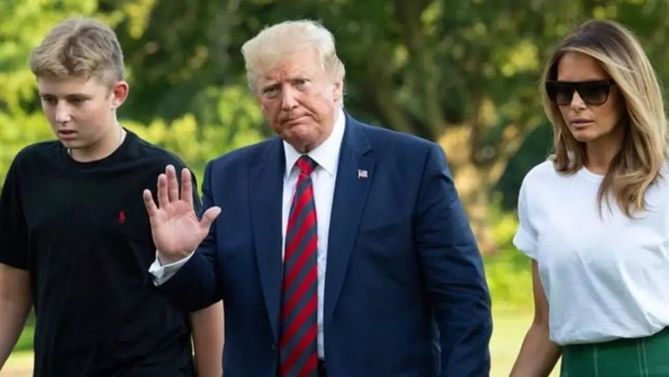 Barron Trump, alături de tatăl său, Donald Trump, și Melania Trump