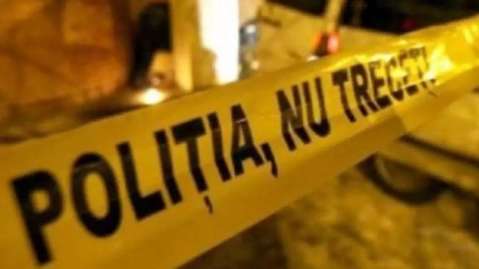 Patru răniți, după ce un autoturism s-a ciocnit cu o autoutilitară, in Hunedoara
