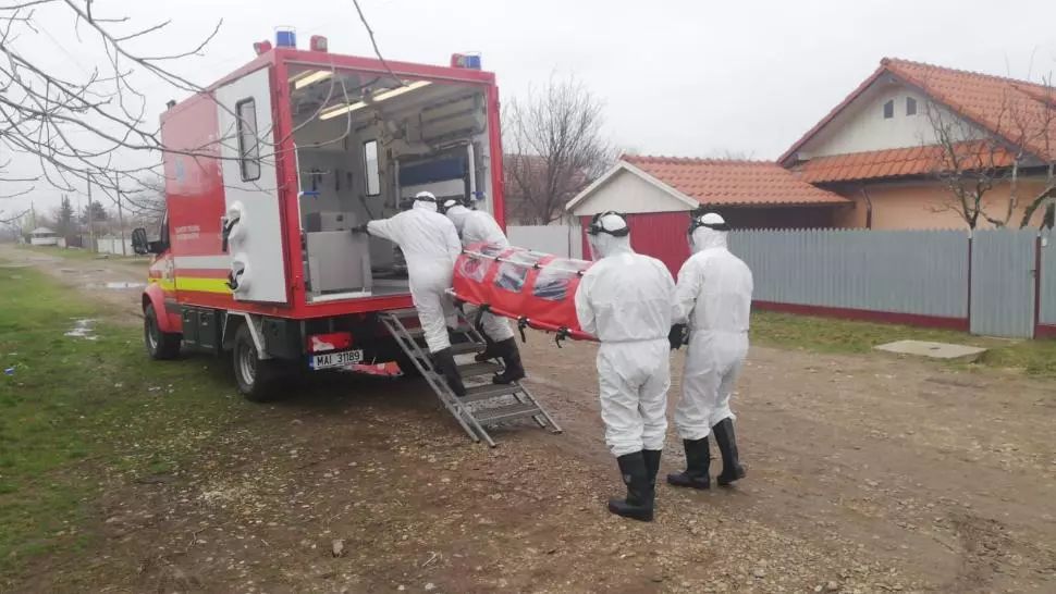 Guvernul aprobă ordonanța prin care pacienții Covid asimptomatici pot fi tratați la domiciliu