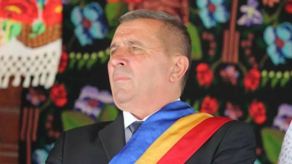 Primarul Ioan Mate, reales în comuna Sânmihaiu de Câmpie, jud. Bistrița, acuzat de agresiune fizică