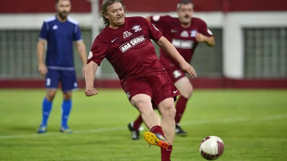 Un fost mare fotbalist de la Dinamo și Rapid are Covid-19. Acesta este internat în spital și este intubat