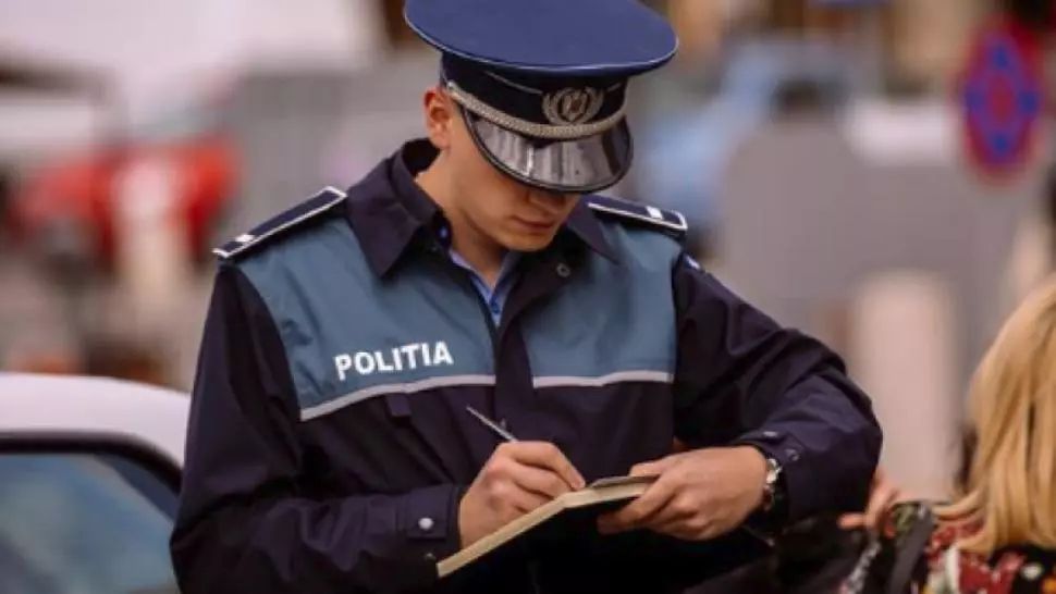 Polițist - imagine cu notă sugestivă