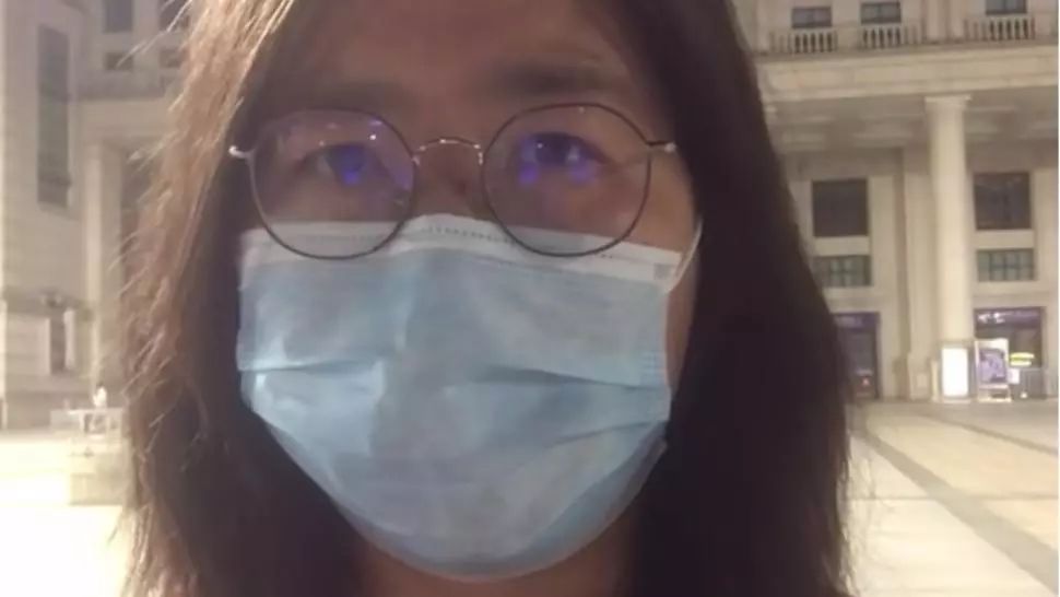 Jurnalistă din China, pusă oficial sub acuzare pentru că a informat despre focarul COVID din Wuhan. Zhang Zhan, acuzată de răspândirea de zvonuri false