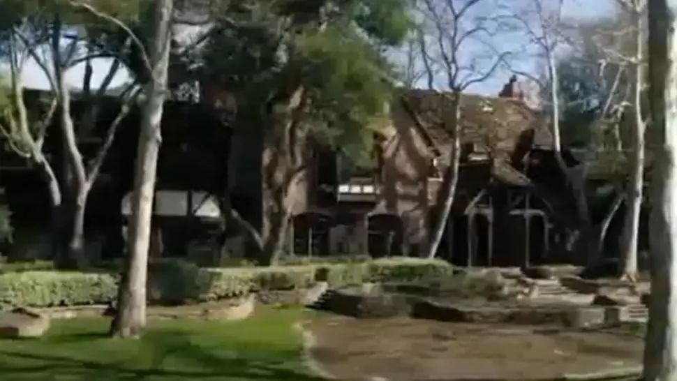 Domeniul ”Neverland”, al lui Michael Jackson, a fost vândut cu 22 de milioane de dolari