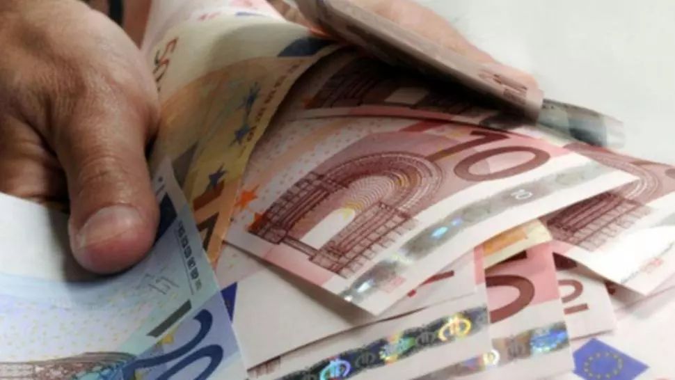 Veste proastă pentru românii care și-au amânat plata ratelor! Cât vor plăti pentru dobânda la dobândă