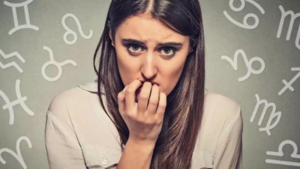 Ce DFECTE au femeile, în funcție de zodie