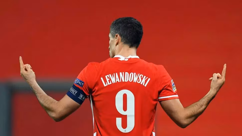 Atacantul polonez Robert Lewandowski a fost desemnat de FIFA cel mai bun jucător al anului