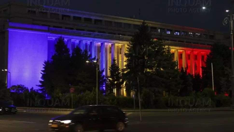 Mesajul Guvernului de Anul Nou: „Să începem anul 2021 cu încredere că vom trece cu bine încercările pandemiei”