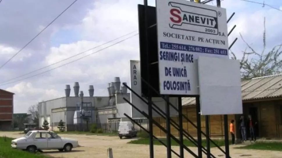 „Culisele Statului Paralel”. Sanevit, povestea eșecului privatizării primei fabrici de seringi din România