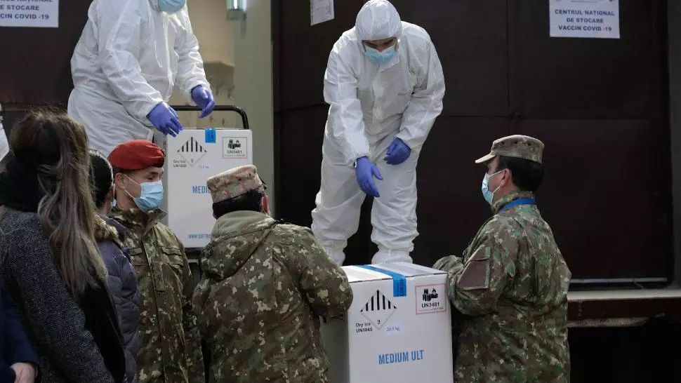 Vaccinul anti-Covid a ajuns la Institutul Cantacuzino, din București / Foto: Inquam Photos